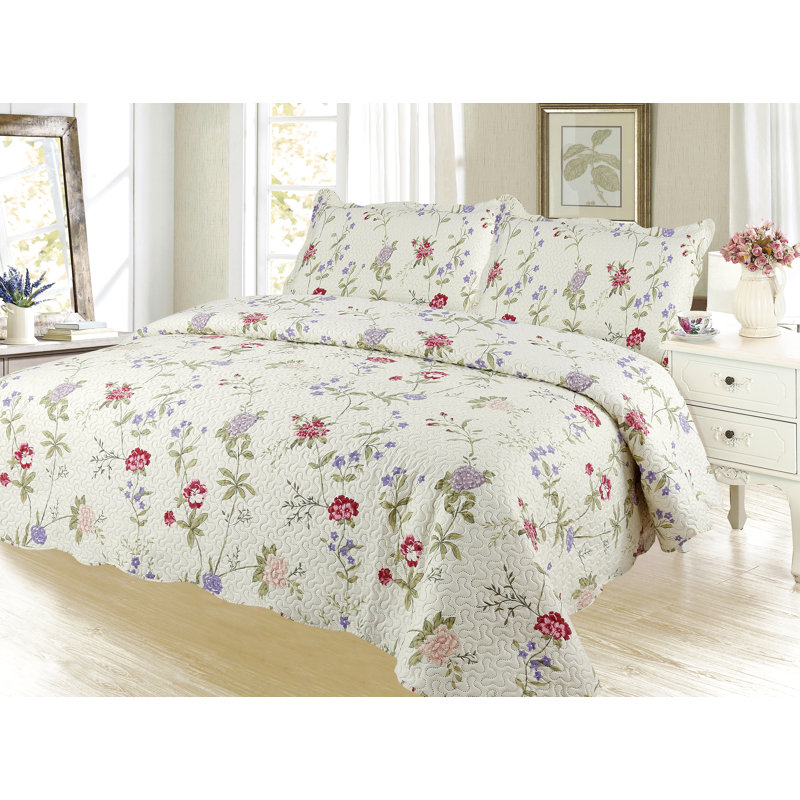 August Grove® Sapphira Reversible Quilt Set & Reviews Wayfair